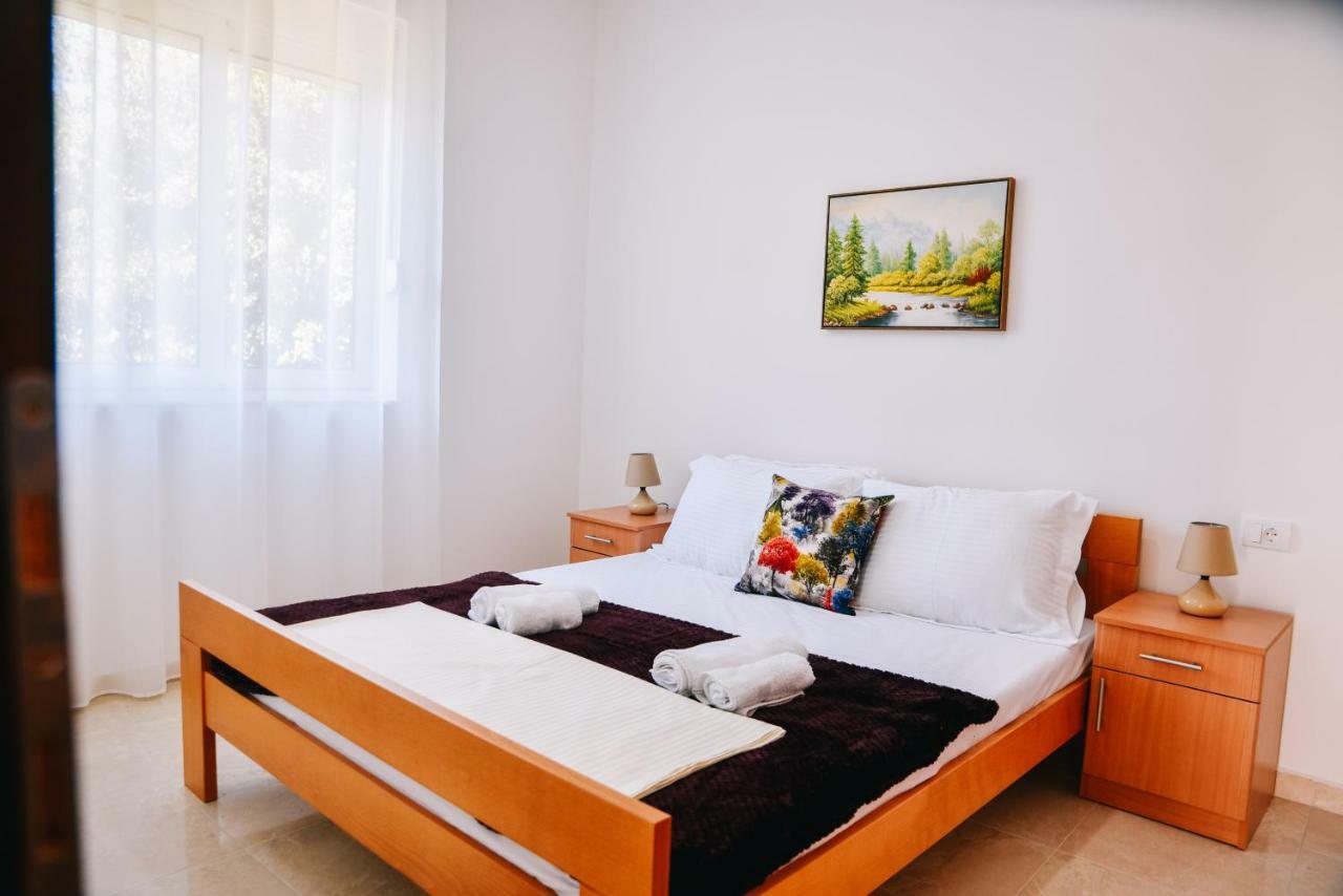 Appartamento Riva Luxury Ulcinj Esterno foto