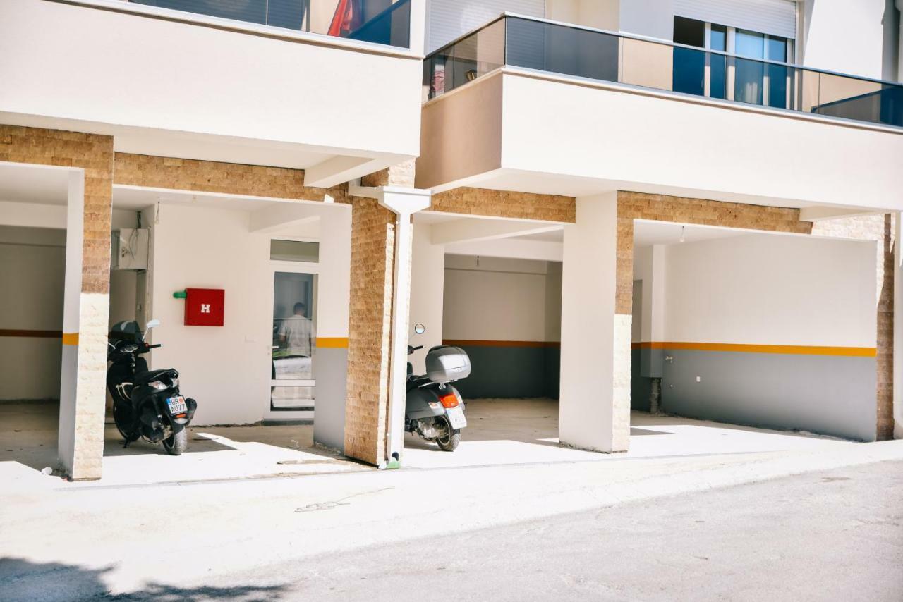 Appartamento Riva Luxury Ulcinj Esterno foto